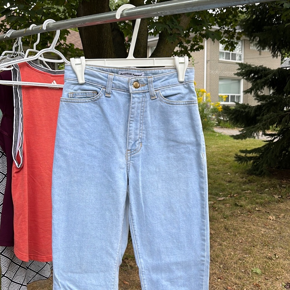 BNWOT American Apparel pencil jean in light color- size 25 - made in USA